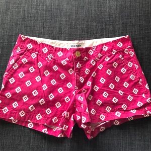 Old Navy pink shorts